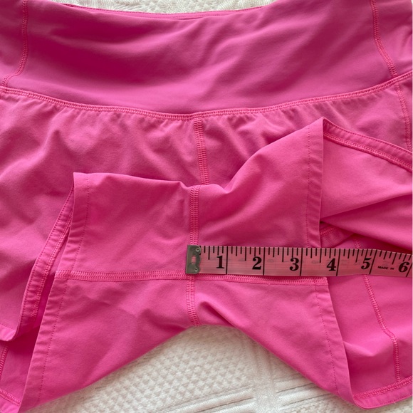 Lululemon Speed Up Mid-Rise Shorts 4" Athletic Size 2 Sonic Pink - Picture 9 of 9